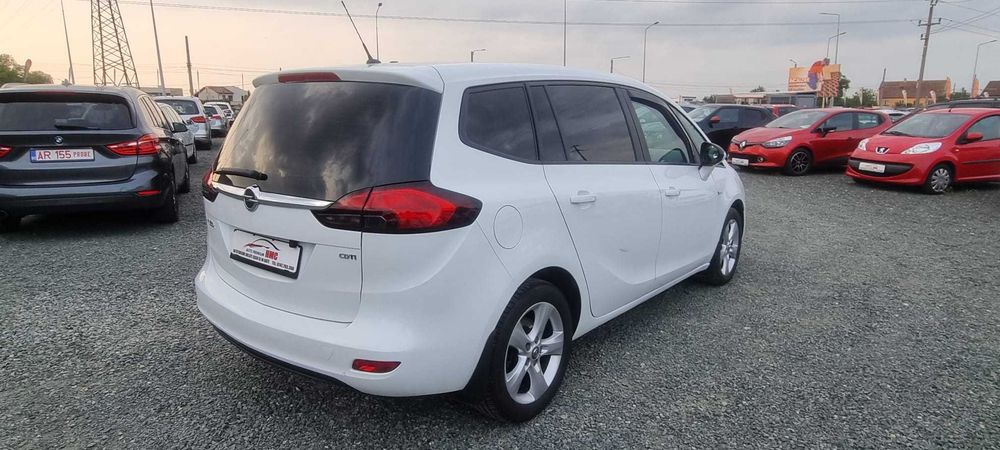 Opel Zafira 2.0 CDTi 2015 Rate sau Cash