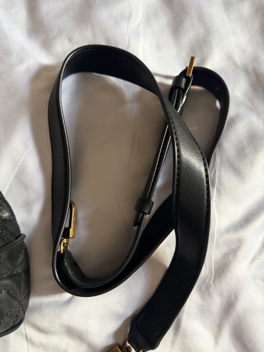 Черна оригинална чанта guess