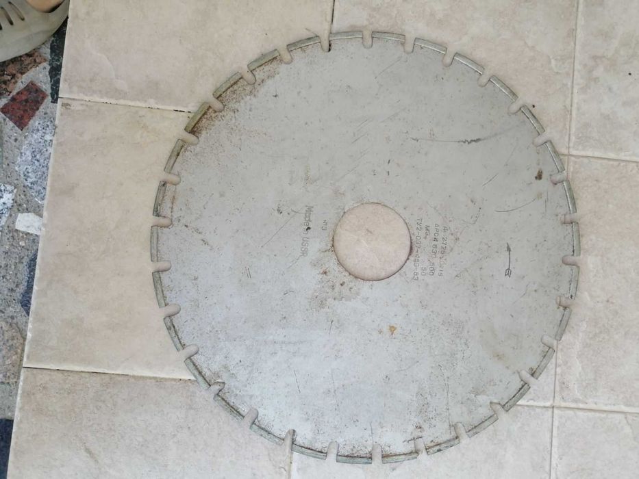 Дискове за рязане на камък различни размери