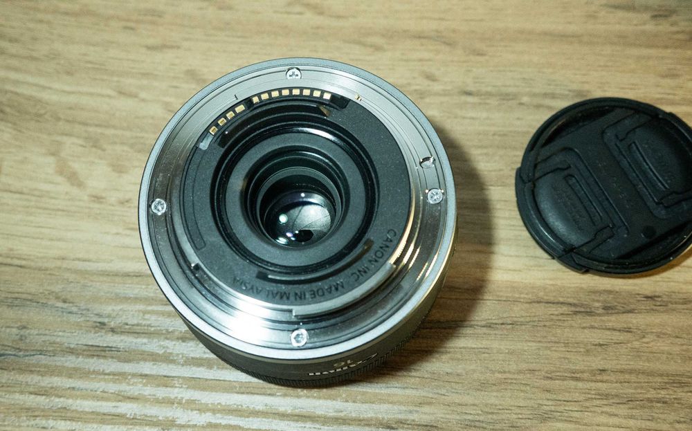 obiectiv Canon RF 16mm f2.8 STM