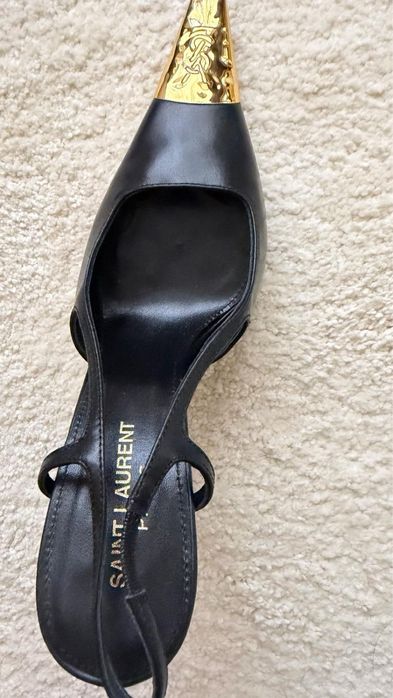 Обувки Saint Laurent номер 39