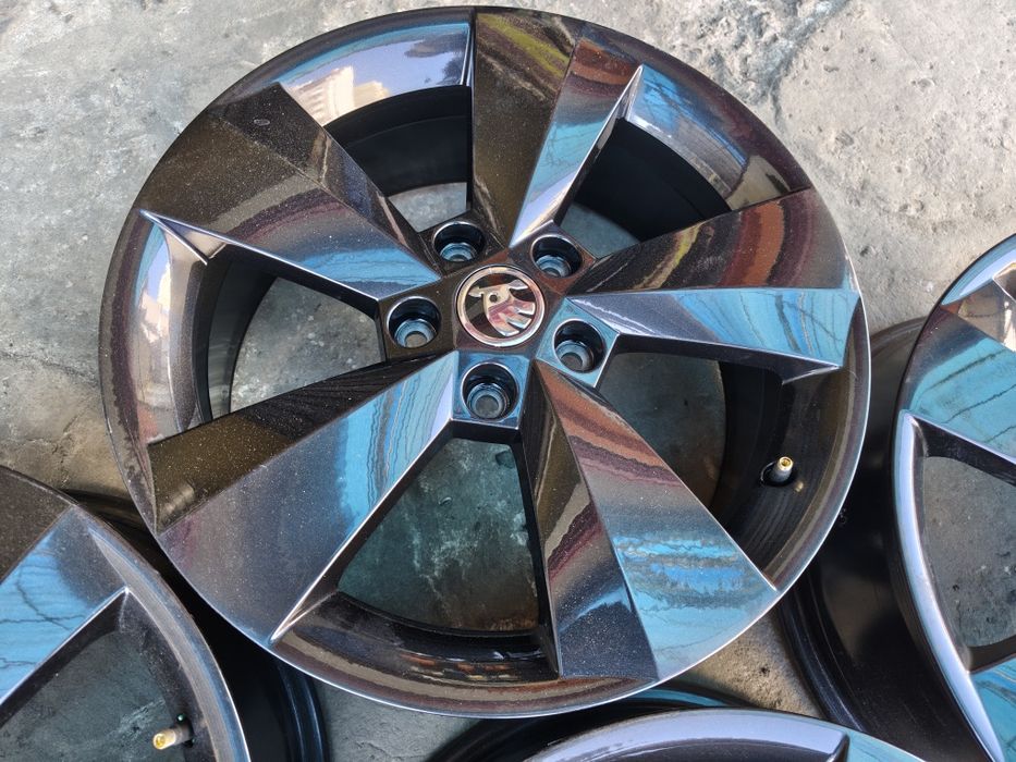 17" оригинални алуминиеви джанти за Skoda Octavia,Kodiak,Enyaq,Karoq..