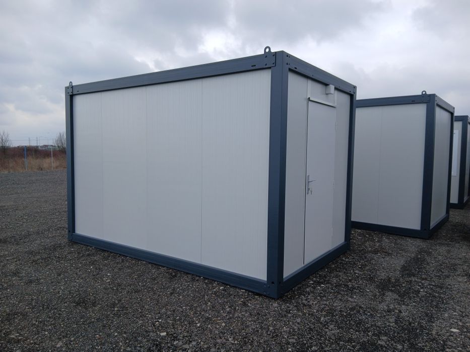 Container depozitare materiale scule 2.4x 4 metri