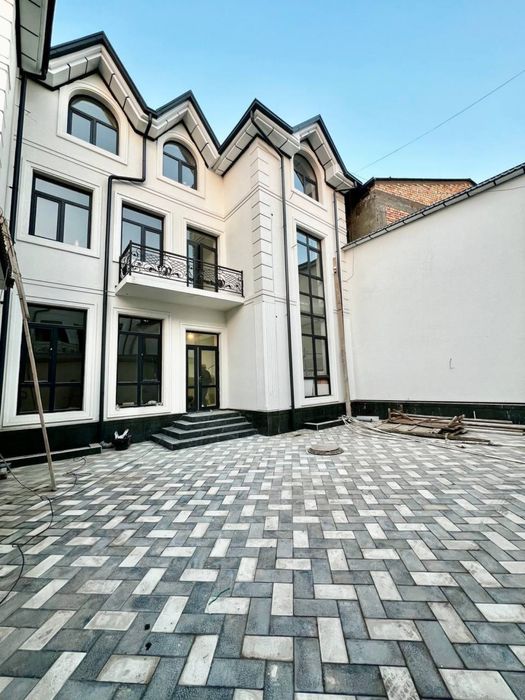 Коттедж 7 комнат 220м2  . массив Феруза Греческий Городок .