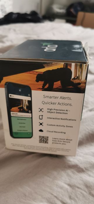 camera supraveghere arlo pro4