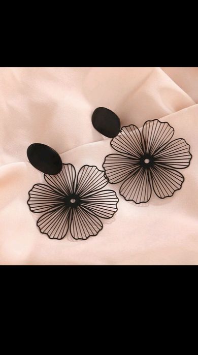 Различни обици за поводи