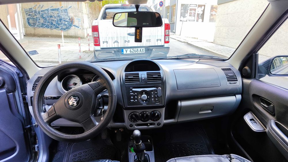 Сузуки Игнис 2005г. Suzuki Ignis 1.3 бензин