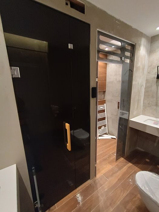 Поръчкови Душ кабини,паравани и АЛ-врати