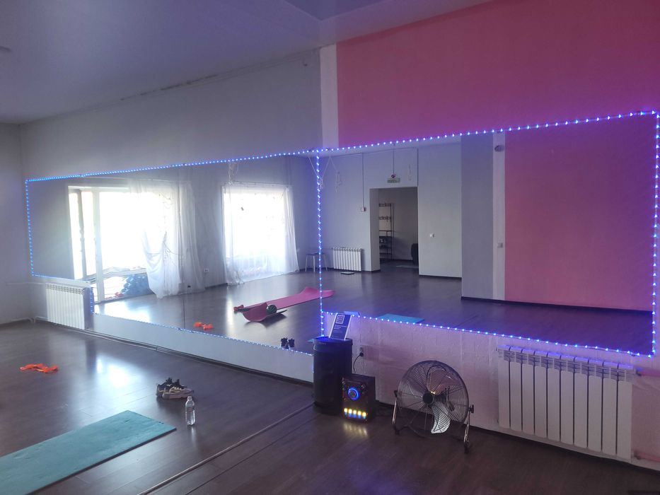 Зеркала большие 4 шт.