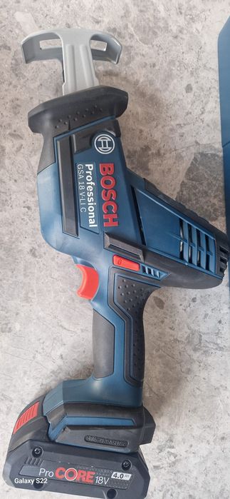 Bosch ferestrău sabie pe acumulator