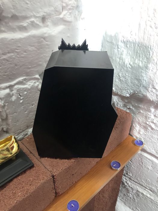 Продам коробку ( бокс )