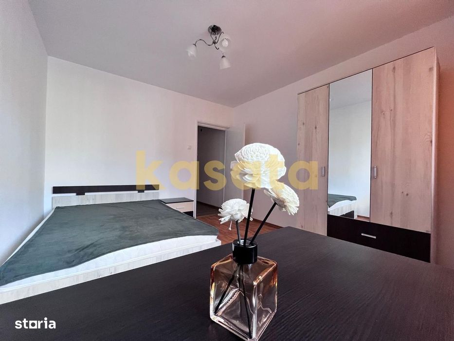 3 Camere de Închiriat
