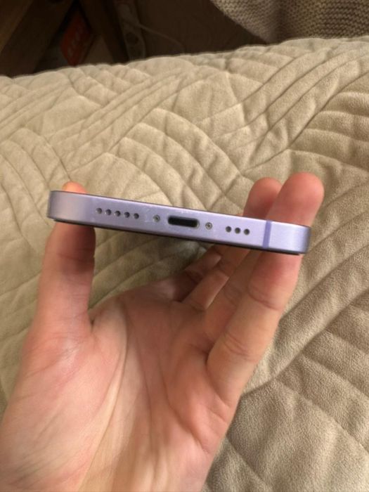 Продам Айфон 12 128гб