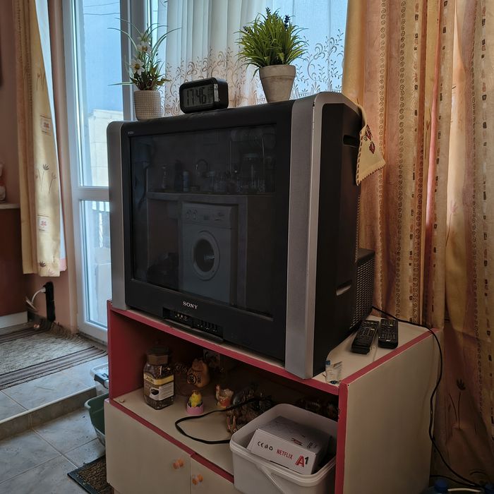 Ретро телевизор Sony Trinitron 29" (KV-29XL71K) + дистанционно и чинчове