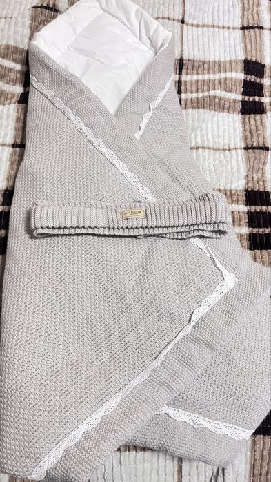 Продам одеяло конверт  с набором вязаный