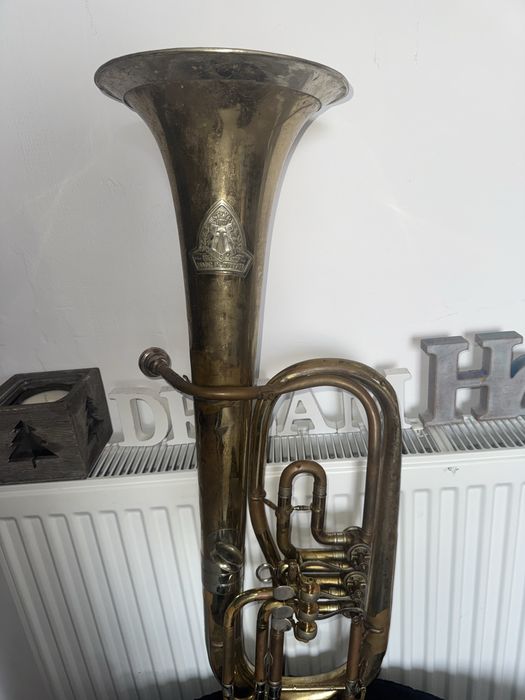 Tubă instrument muzical