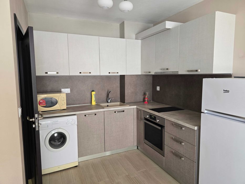 Дава се под наем Двустаен апартамент в Пловдив, Кючук Париж - 40 кв.м за 357 € - Снимка #2