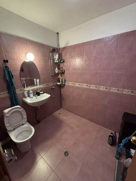 Дава се под наем Тристаен апартамент в София, Витоша - 80 кв.м за 763.98 € - Снимка #7