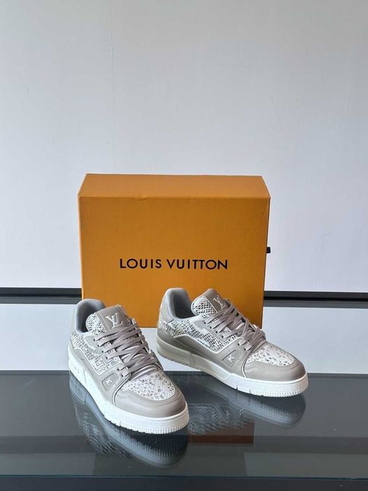 Adidasi Louis Vuitton Trainer Premium