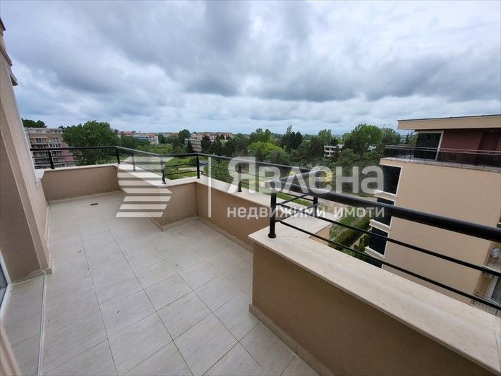 Продава се Двустаен апартамент в к.к. Слънчев бряг - 97 кв.м за 939 €/кв.м - Снимка #5