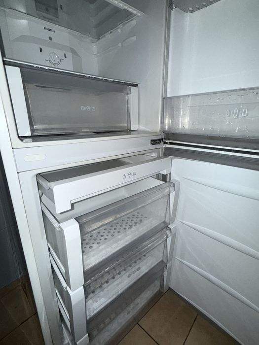 Продаю холодильник LG