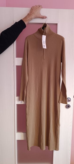 Rochie damă UNIQLO, nouă cu etichetă