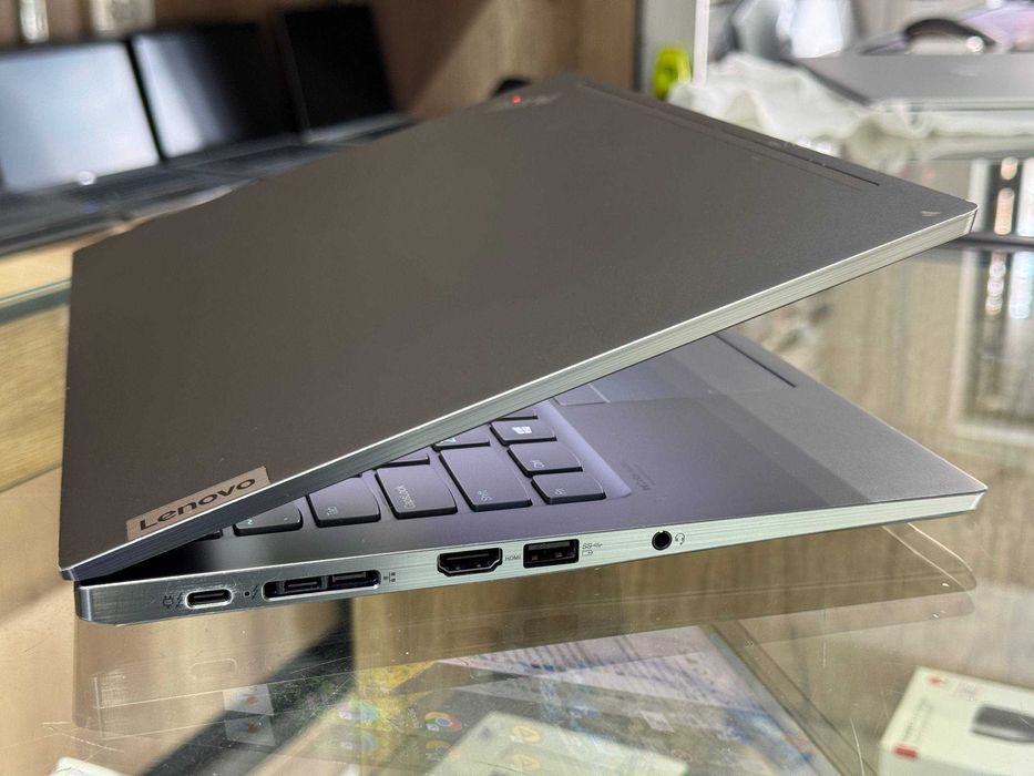 Lenovo ThinkPad T14s 4K IPS Core i7-1165G7  ram 16 ssd 256