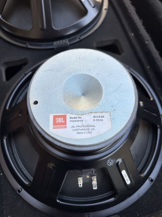 Фирменные колонки JBL JRX 100