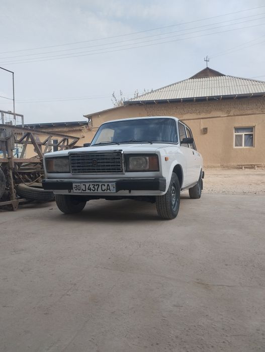 Vaz 2107 sotiladi 2008yil