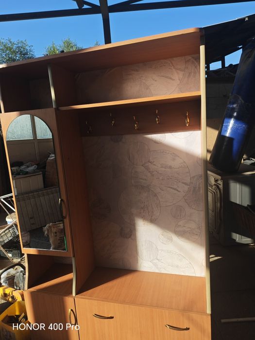 Продам 3 шкафа в среднем состоянии