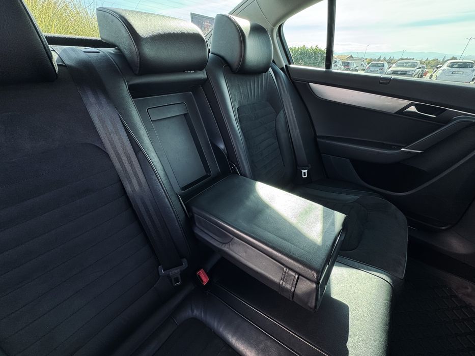 VOLKSWAGEN Passat 2011 — imagine 4