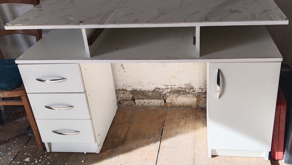 Стол для монекюра