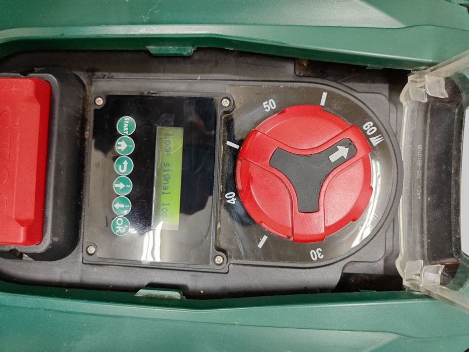 Робот косачка Parkside