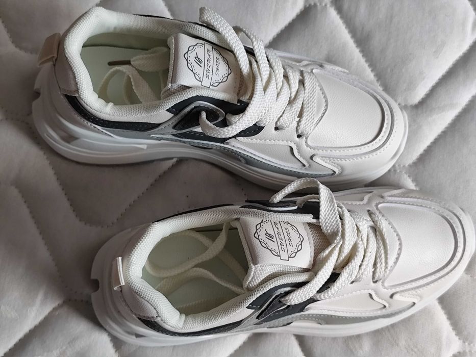 НОВИ дамски маратонки