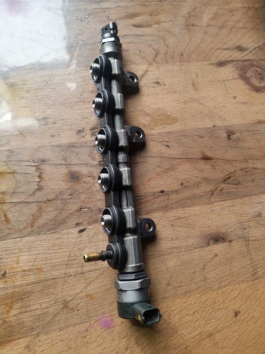 Rampa Injectoare Nissan Qashqai 2.0 DCI euro 5
