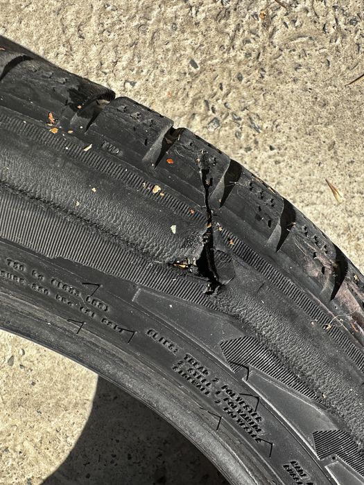 Комплект зимних шин камри