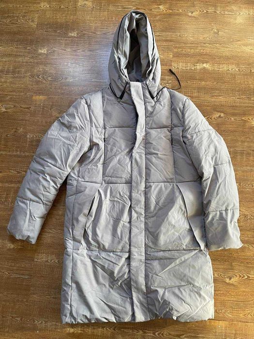 Продам зимнюю куртку