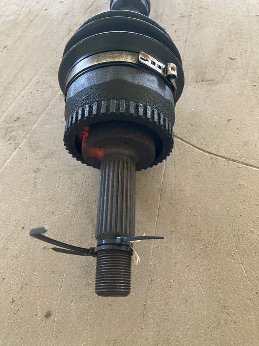 Дясна полуоска Волво V40 2001 година