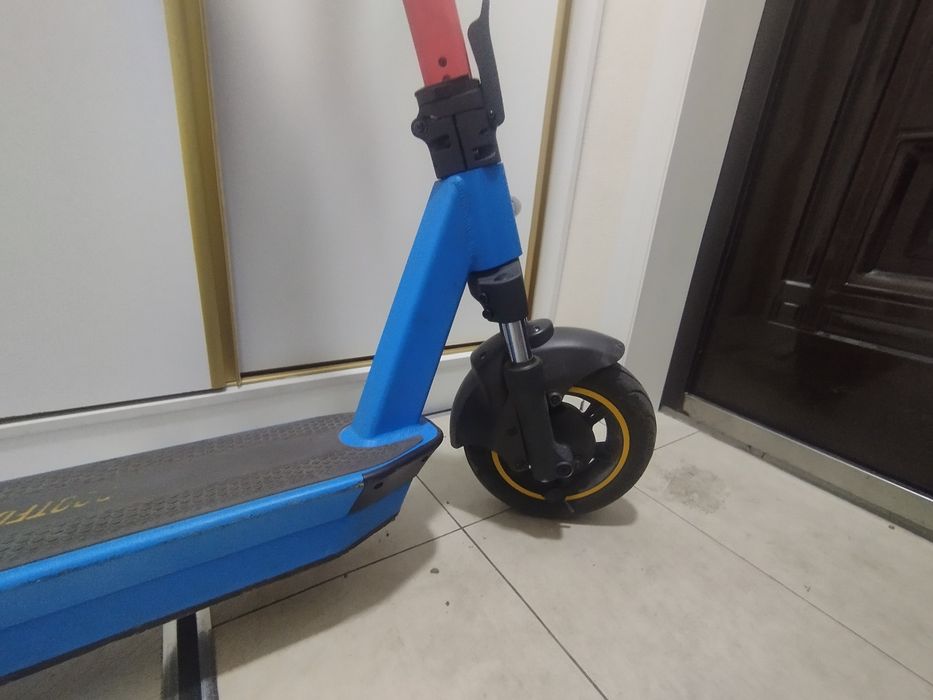 Продажа электросамоката bootfor g77