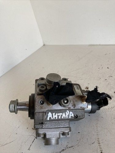 Горивна помпа за Vauxhall Antara 2.0 CDTi (2010) 0445010332