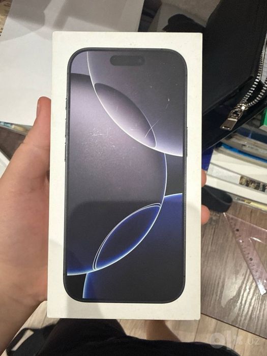 iPhone 16 pro 256gb black