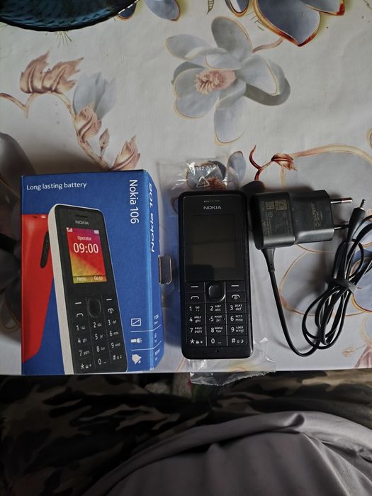 Продам сотовый телефон Nokia 106.