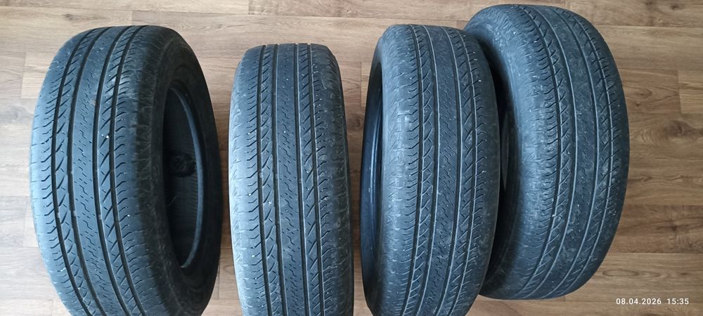 Продам резину Bridgestone  Б, У  215/65/16