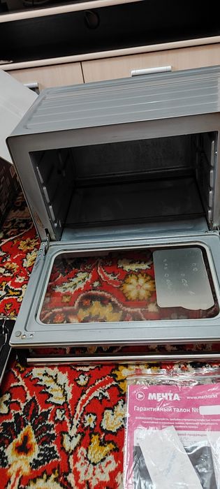 Продам духовой шкаф.