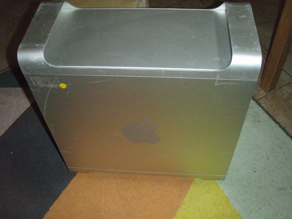 Apple MacPro 3.1 2 Intel Xeon E5462 HDD 320Gb RAM 5Gb ATI 2600XT 256Mb
