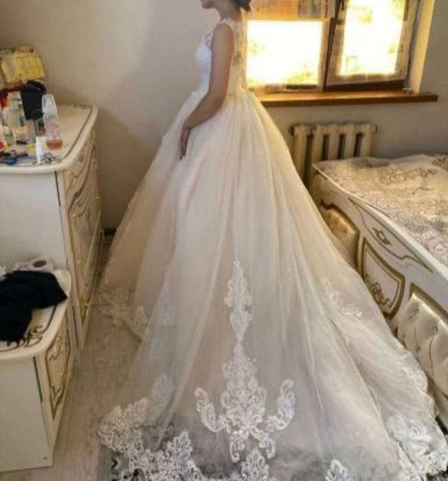 Свадебный платья