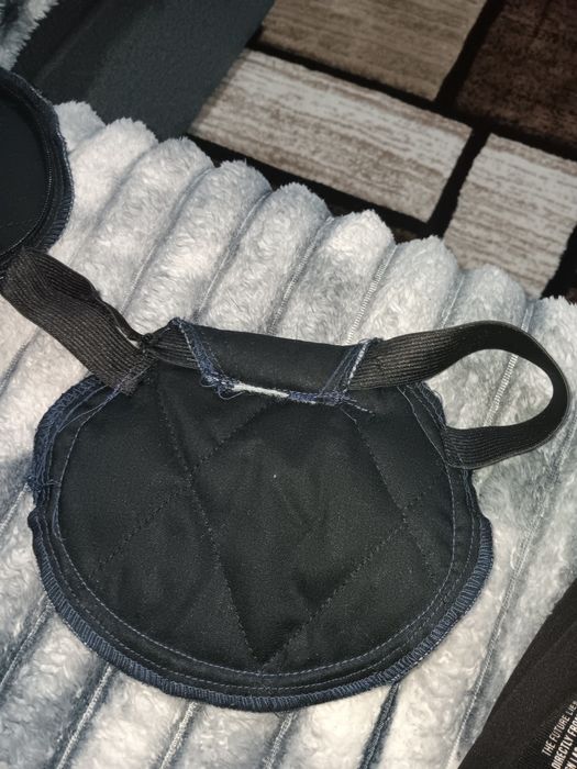 Vând șea protecție gaini