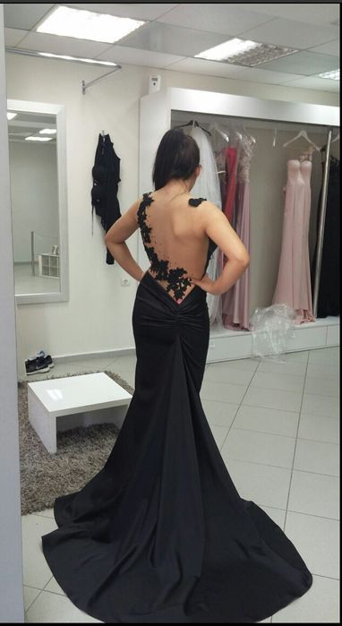 Елегантна  Бална Рокля