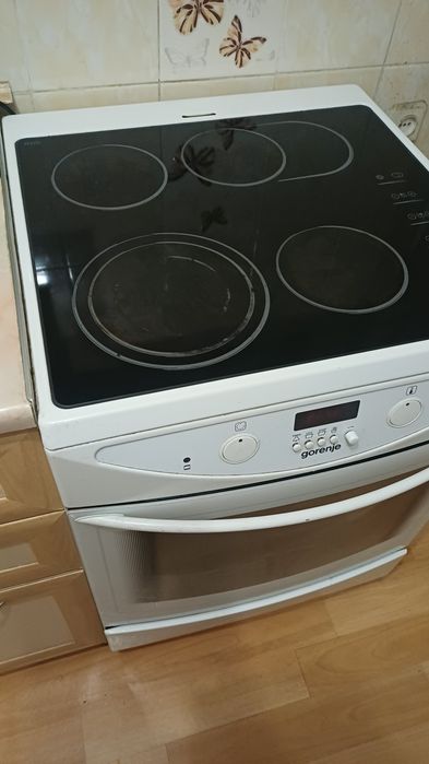 Плита Gorenje стеклокерамика