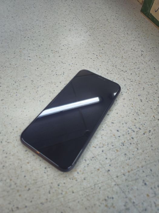 Iphone 11 акб 83%